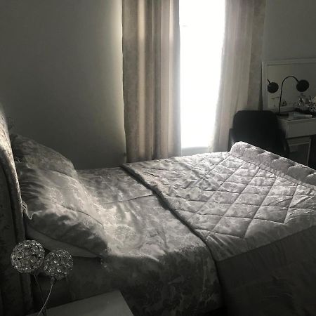 فندق The Comat كْليثوربس المظهر الخارجي الصورة